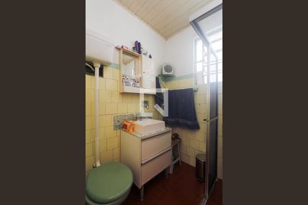 Casa à venda com 110m², 2 quartos e 2 vagasBanheiro social