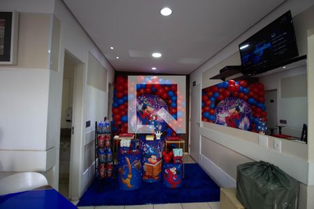 Apartamento para alugar com 44m², 2 quartos e 1 vagaÁrea comum - Salão de festas