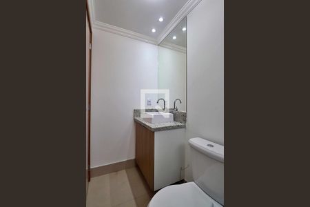 Apartamento à venda com 73m², 2 quartos e 2 vagasSuíte 2 - Banheiro