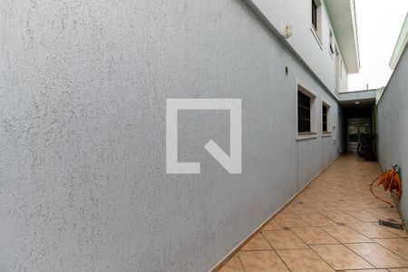 Casa à venda com 160m², 3 quartos e 2 vagasCorredor 