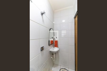 Casa à venda com 160m², 3 quartos e 2 vagasBanheiro de Serviço 