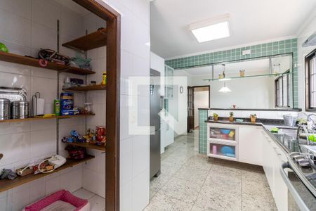 Casa à venda com 160m², 3 quartos e 2 vagasCozinha 