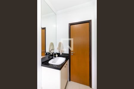 Casa à venda com 160m², 3 quartos e 2 vagasBanheiro da Suíte 