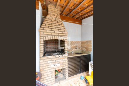 Casa à venda com 160m², 3 quartos e 2 vagasChurrasqueira