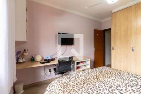 Casa à venda com 160m², 3 quartos e 2 vagasQuarto 2