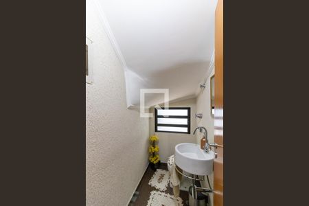 Casa à venda com 160m², 3 quartos e 2 vagasLavabo 