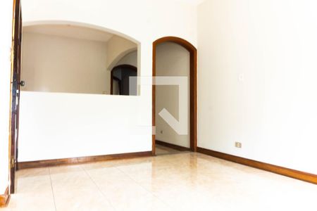 Sala de casa à venda com 4 quartos, 200m² em Cidade dos Bandeirantes, São Paulo