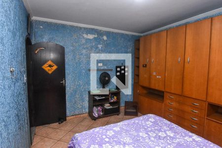 Casa à venda com 225m², 5 quartos e 2 vagasQuarto 3