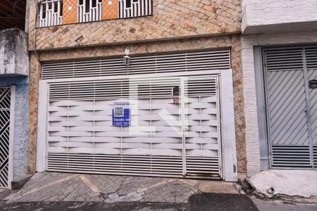 Casa à venda com 225m², 5 quartos e 2 vagasFachada