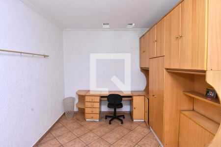 Casa à venda com 225m², 5 quartos e 2 vagasQuarto 2