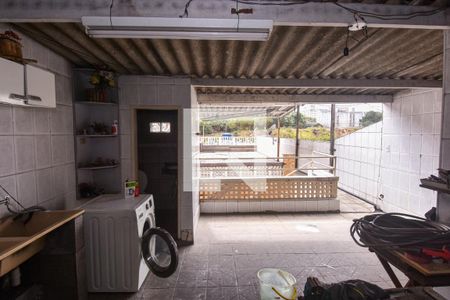 Casa à venda com 225m², 5 quartos e 2 vagasÁrea de Serviço