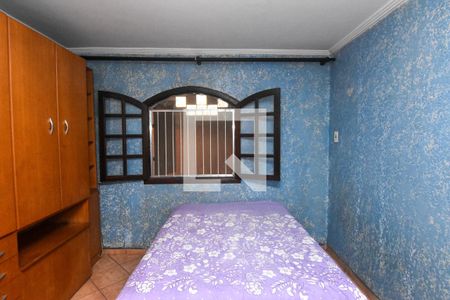 Casa à venda com 225m², 5 quartos e 2 vagasQuarto 3