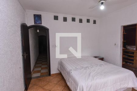Casa à venda com 225m², 5 quartos e 2 vagasQuarto Suíte