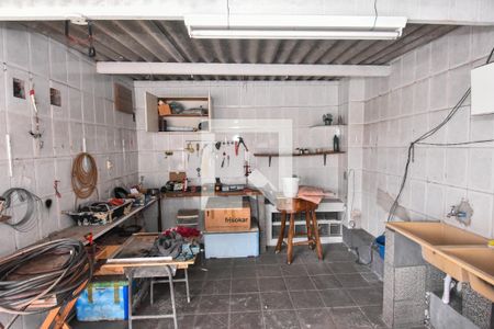 Casa à venda com 225m², 5 quartos e 2 vagasÁrea de Serviço