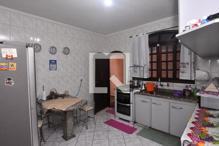 Casa à venda com 225m², 5 quartos e 2 vagasCozinha