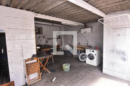 Casa à venda com 225m², 5 quartos e 2 vagasÁrea de Serviço