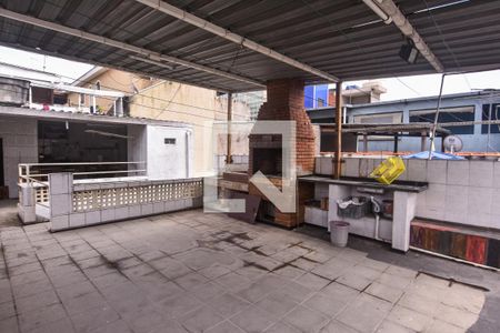 Casa à venda com 225m², 5 quartos e 2 vagasChurrasqueira