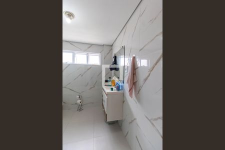 Apartamento à venda com 79m², 2 quartos e sem vagaBanheiro