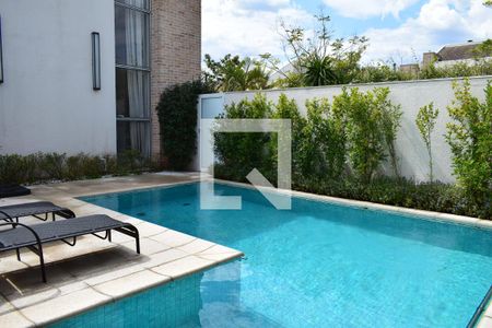 Casa de condomínio à venda com 420m², 4 quartos e 4 vagasPiscina