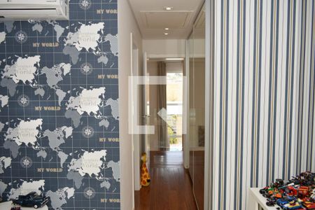 Casa de condomínio à venda com 420m², 4 quartos e 4 vagasSuíte 2