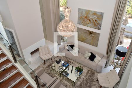 Casa de condomínio à venda com 420m², 4 quartos e 4 vagasVista Sala de estar 