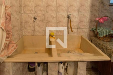 Casa à venda com 350m², 3 quartos e 9 vagasLavanderia