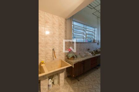 Casa à venda com 350m², 3 quartos e 9 vagasLavanderia