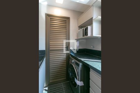 Apartamento para alugar com 73m², 3 quartos e 2 vagas Apartamento para alugar com 73m², 3 quartos e 2 vagasCozinha e Área de Serviço