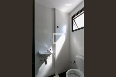 Apartamento para alugar com 73m², 3 quartos e 2 vagas Apartamento para alugar com 73m², 3 quartos e 2 vagasBanheiro de Serviço