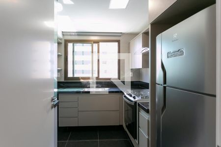 Apartamento para alugar com 73m², 3 quartos e 2 vagas Apartamento para alugar com 73m², 3 quartos e 2 vagasCozinha e Área de Serviço
