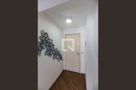 Hall de Entrada de apartamento à venda com 3 quartos, 74m² em Jardim Tupanci, Barueri