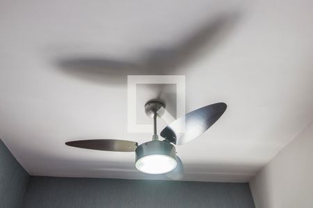 Detalhe Sala de apartamento à venda com 3 quartos, 74m² em Jardim Tupanci, Barueri