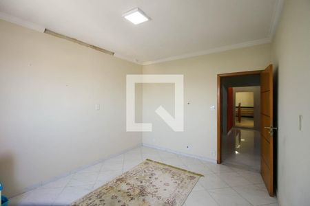 Casa à venda com 350m², 4 quartos e 1 vaga Casa à venda com 350m², 4 quartos e 1 vagaQuarto 3