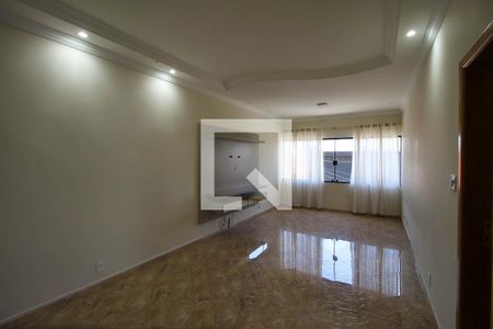 Sala de casa à venda com 4 quartos, 350m² em Vila Califórnia, São Paulo