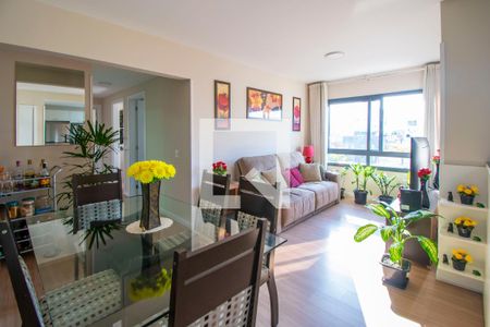 Sala de Estar de apartamento à venda com 3 quartos, 81m² em Santana, Porto Alegre