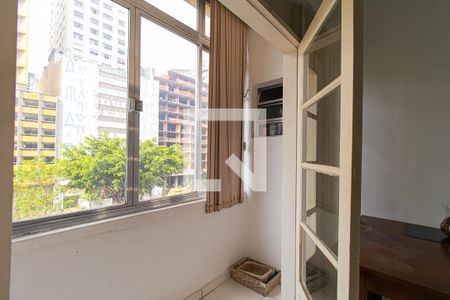 Apartamento à venda com 64m², 1 quarto e sem vaga Apartamento à venda com 64m², 1 quarto e sem vagaSacada