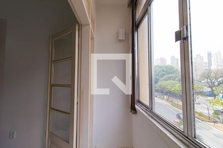 Apartamento à venda com 64m², 1 quarto e sem vaga Apartamento à venda com 64m², 1 quarto e sem vagaSacada