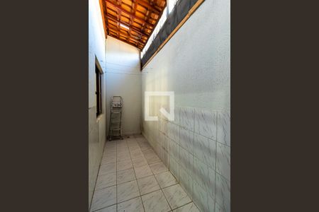 Casa de condomínio para alugar com 67m², 2 quartos e 1 vagaÁrea de Serviço