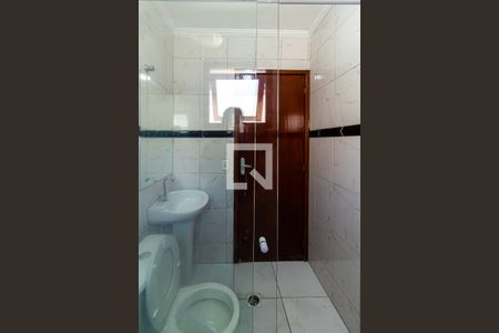 Casa de condomínio para alugar com 67m², 2 quartos e 1 vagaBanheiro da Suíte 1