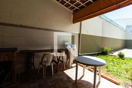 Casa de condomínio para alugar com 67m², 2 quartos e 1 vagaChurrasqueira