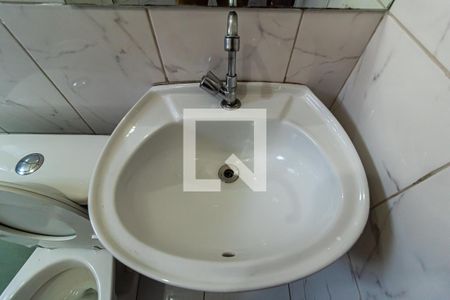 Casa de condomínio para alugar com 67m², 2 quartos e 1 vagaBanheiro da Suíte 1