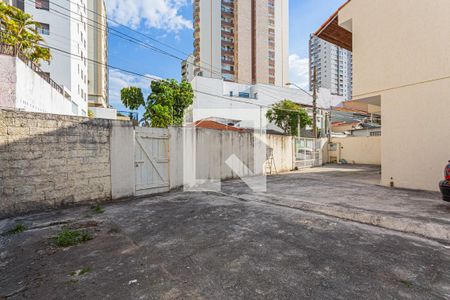 Casa à venda com 100m², 4 quartos e 1 vaga Casa à venda com 100m², 4 quartos e 1 vagaGaragem