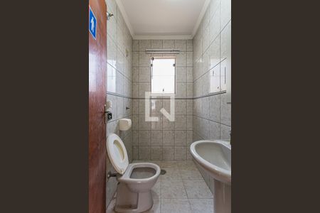 Casa à venda com 100m², 4 quartos e 1 vaga Casa à venda com 100m², 4 quartos e 1 vagaBanheiro