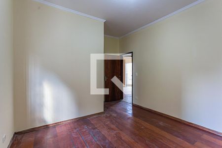 Casa à venda com 100m², 4 quartos e 1 vaga Casa à venda com 100m², 4 quartos e 1 vagaSuite 2