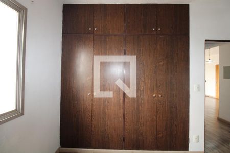 Apartamento para alugar com 78m², 3 quartos e 1 vagaQuarto 2