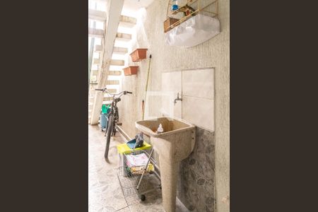 Casa à venda com 220m², 3 quartos e 2 vagasÁrea de Serviço