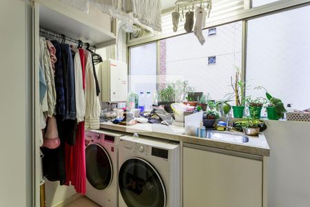 Área de Serviço de apartamento à venda com 4 quartos, 136m² em Itaim Bibi, São Paulo