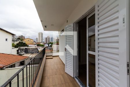 Casa à venda com 580m², 6 quartos e 4 vagasSacada do quarto 3