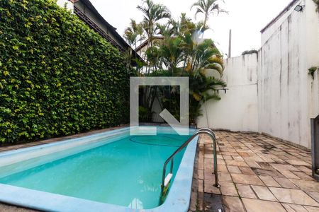 Casa à venda com 580m², 6 quartos e 4 vagasPiscina