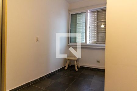 Casa à venda com 580m², 6 quartos e 4 vagasQuarto 2